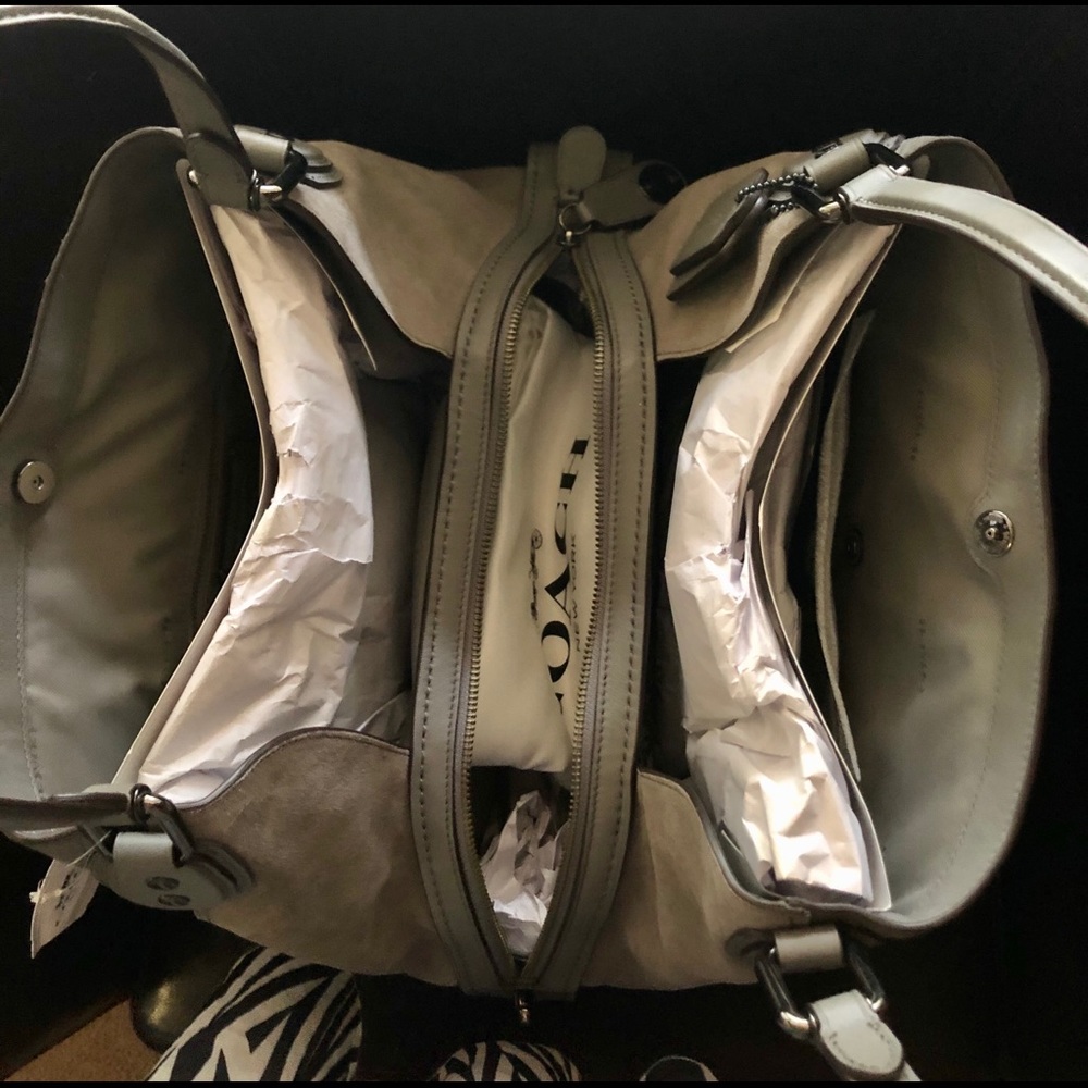 NWT AUTHENTIC COACH PURSE
